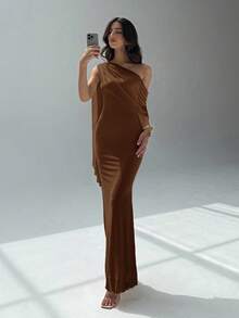 Aloruh 女式纯色褶皱不对称肩带设计修身优雅连衣裙 - 駝色 - 查看 5