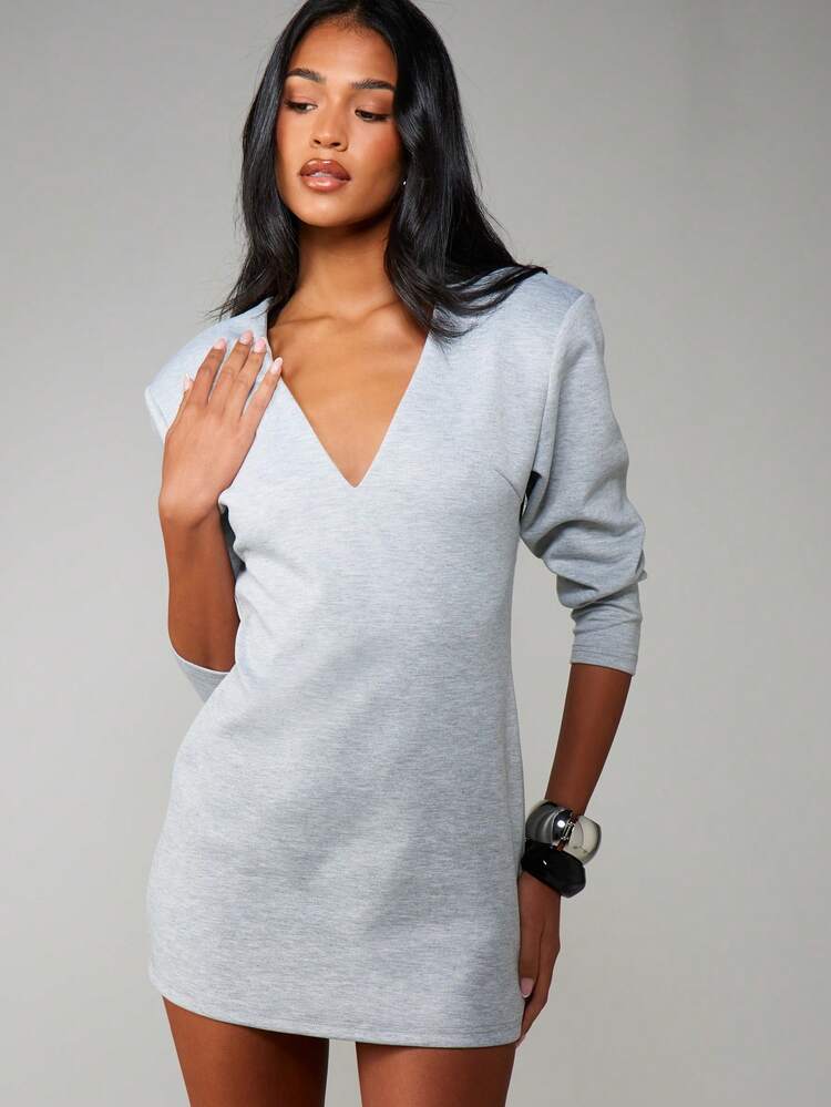 MISSGUIDED Robe mini à manches longues et col en V, style Sweat-shirt-shirt décontracté, confort d'hiver