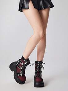 ROMWE Grunge Punk 女式黑红撞色圆头厚底哥特朋克深色铆钉扣骷髅头时尚踝靴 - 酒紅色 - 查看 2