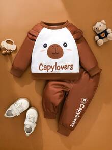 SHEIN Conjunto de ropa de invierno para bebé niño con sudadera de manga raglán de color marrón, sudadera de manga larga con orejas 3D, ropa de bebé