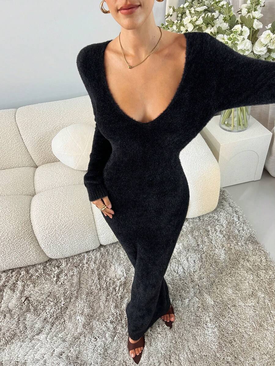 Lavishia Schwarzes Samtgarn gestricktes figurbetontes Kleid mit V-Ausschnitt und Langarm, modischer Influencer-Stil