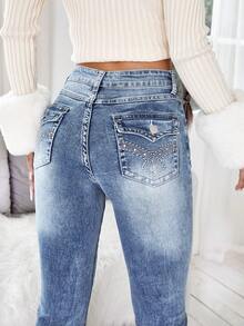 SHEIN Unity Y2k 女式高腰几何刺绣铆钉细节喇叭裤，带 4 个口袋 - 藍色 - 查看 5