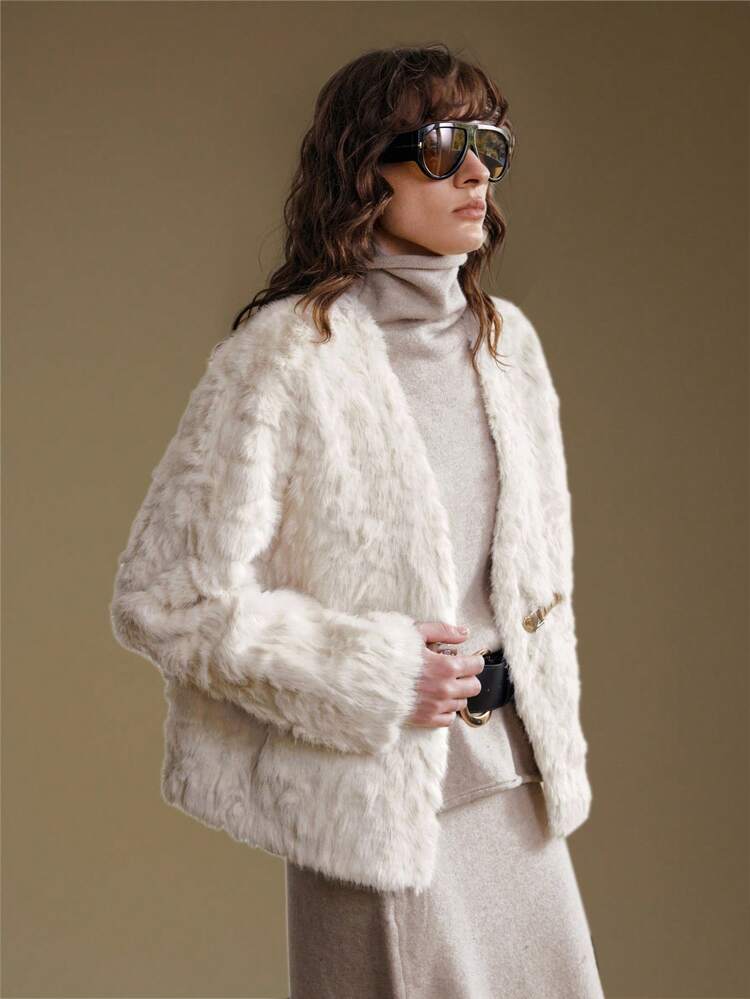 Women's Off-White Winter Faux Fur Jacket,Elegant Casual Long Sleeve Button Loose Cropped Outerwear,Modern Office Occasion Old Money Style High-End