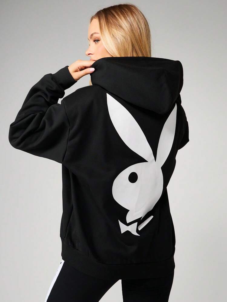 Missguided x Playboy 드로스트링 후드와 중앙 포켓이 있는 오버사이즈 로고 후드티