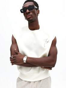 SUMWON 无袖圆领针织毛衣背心休闲分层必备冬季衣橱必备单品 - 米色 - 查看 7