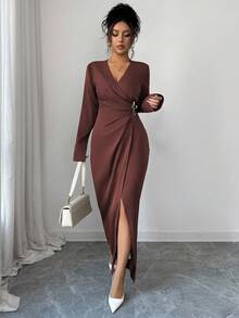 Elenzga 女式重叠 V 领长袖金属装饰褶皱优雅连衣裙 - 棕色 - 查看 3