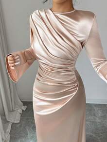 Rafferiza 优雅修身连衣裙，正面褶皱设计，缎面针织喇叭袖，浅粉色，适合派对或日常穿着，秋冬季 - 淺粉色 - 查看 4