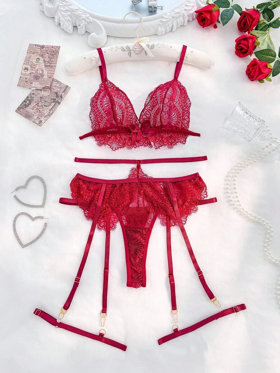 Seduluxe 花邊有線束襪帶套裝內衣，包含胸圍、內褲和束腰
