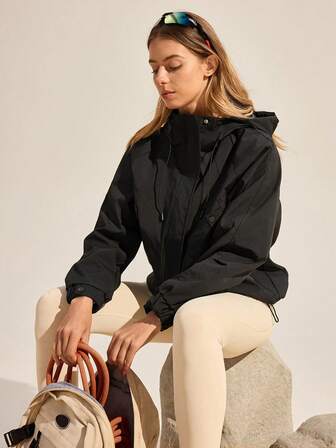 Exploreva Günlük Siyah Kapüşonlu Açık Hava Rüzgarlık Ceketi