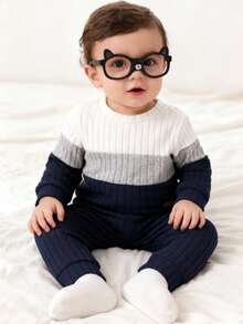 SHEIN Playful Pals 2pcs/Set Baby Boy Unisex Infant Toddler 6M-3T Colorblock White Grey Green Crew Neck Long Sleeve Pullover Top And Solid Green Pants Outfit, Suitable For Outings, Casual Wear, Sports, And School Dark Blue Baby Boy Outfit Baby Set Autumn Winter Season Baby Boy Knitted Set Baby Casual Sets Knit Two Piece Toddler Baby Casual Outfit Babyboy Outifts Baby Boys Outfit Baby Brand Outfite - Royal Blue - View 9