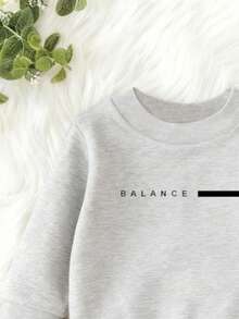 SHEIN Playful Pals 2 件男婴条纹图案印花休闲灰色字母圆领运动衫和裤子套装，百搭百搭舒适，秋冬 - 灰色 - 查看 3