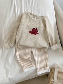 2 件套婴儿/男婴恐龙刺绣休闲圆领长袖上衣和裤子睡衣套装，秋冬 - 卡其色 - 查看 1