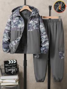 Vacaura 2件套男童迷彩拼布保暖内衬连帽拉链夹克和裤子套装