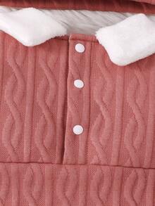 SHEIN 3 pièces/Set Ensemble de body pour bébé nouveau-né, automne/hiver, unisexe, matelassé tricoté, décoration mignonne avec nœud brodé, col en peluche blanche, combinaison à manches longues et pieds avec couverture et chapeau, style casual minimaliste