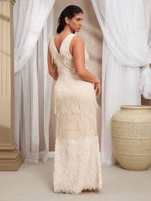 VOLUPTÉ CURVE Plus Size Summer Champagne White Sequin V-Neck High Slit Feather Patchwork Deep Long Formal Dress For Wedding, Party, Graduation, Prom, Going Out - Apricot - View 2