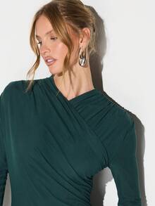 KIZN 深森林长袖裹身迷你连衣裙，腰部镂空设计，适合夜间外出穿着 - 綠色 - 查看 5