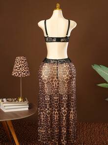 1 قطعة بدلة داخلية من الدانتيل والشبك بطبعة نمر للمقاسات الكبيرة