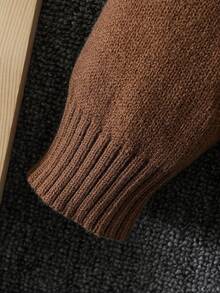 SHEIN Young Boy Button Half-Placket Long Sleeve Casual Pullover Sweater, Autumn/Winter Brown Sweater For Boy Sweaters With Buttons Brown Sweater For Kids Cotton Winter Sweaters For Kids Kids Knitwear - Khaki - View 4