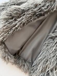 SHEIN PETITE 粉色鸵鸟仿皮草大衣 - 灰色 - 查看 8