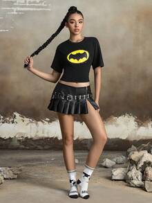 BATMAN X SHEIN 2 双柔软透气吸湿排汗休闲中筒袜，带蝙蝠图案，时尚酷灰色和背面中筒袜，加固脚趾和脚跟，经久耐用，男女通用，四季百搭夏冬图案袜子