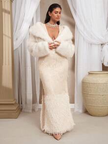 VOLUPTÉ CURVE Plus Size Summer Champagne White Sequin V-Neck High Slit Feather Patchwork Deep Long Formal Dress For Wedding, Party, Graduation, Prom, Going Out - Apricot - View 3