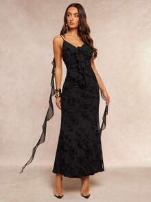 Silquee 女士优雅黑色提花浪漫荷叶边高开衩长裙 - 黑色 - 查看 2