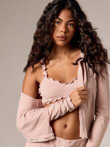Bộ đồ ngủ ba mảnh dệt kim có gân kèm áo khoác cardigan cài nút và quần short cạp cao mặc ở nhà - Đỏ - Xem 4