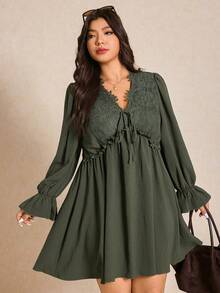 Elaquor Plus Size Casual Solid Color Lace Patchwork Dress, Autumn - Dark Green - View 7