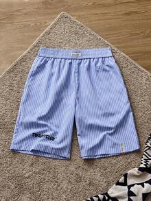 Manfinity VCAY شورت كاجوال مطاطي الخصر مزين بطباعة الخطوط للرجال