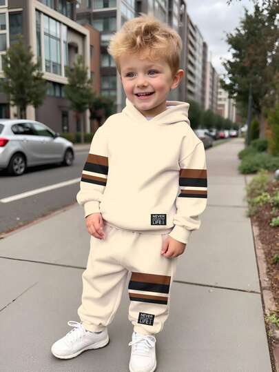 SHEIN 2pcs/Set Young Boy Casual Classic Cool Logo Graphic Print, Color Block Patchwork Pattern Loose Fit Hoodie Sweatshirt And Sweatpants, Suitable For Autumn/Winter