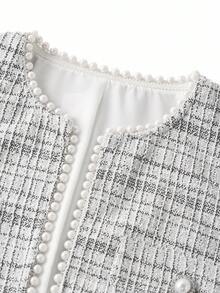 Ellevyn 女士珍珠纽扣针织开衫长袖外套和格子方领收腰修身 A 字连衣裙两件套，适合秋冬季日常、通勤、外出穿着 - 黑與白 - 查看 10