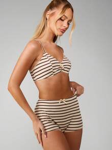 MISSGUIDED Christmas Ribbed Stripe Bralette And Boyshort Underwear Set With Lace Trim Details - Apricot - View 5