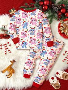 SHEIN Fröhliche Weihnachten! Cremeweiß und Weihnachtsrot Kontrast, Weihnachtsserie süßer Stich, Rentier, Stich Weihnachtsmann Mütze, Schleife Zuckerstange, Schneeflocken Muster, Kleine Mädchen Lässig einfach warm und weich Langarm Pyjama Set geeignet für Herbst/Winter Zuhause Passform, für Weihnachten, Neujahr, Alltagstragen, Kleine Mädchen Pyjamas Set, Weihnachtspyjamas, Kuschelige Passform Einzelpyjamas, Langarm Kuschelige Passform 2 Stücke Pyjamas