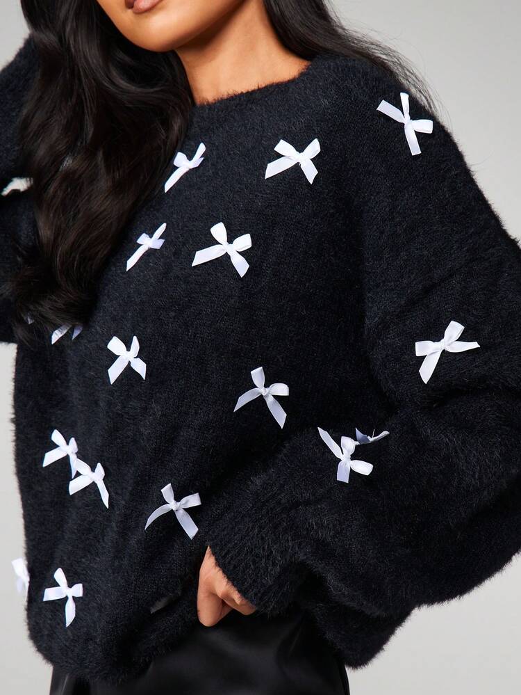 MISSGUIDED Christmas Oversized Fuzzy Knit Sweater With Bow Pattern