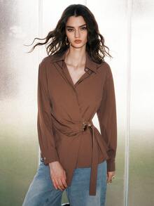 SHEIN Unity Chemise décontractée à col rabattu et ourlet asymétrique pour femme, bouton métallique, à la mode, idéale pour les déplacements quotidiens, automne/hiver - Tabac - Voir 5