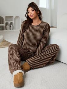 Solflare Plus Size Women Striped Round Neck Long Sleeve T-Shirt And Waist Tie Wide Leg Pants Casual 2 Pieces Set - Multicolor - View 3