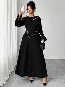 Elenzga Plus Size Elegant Rhinestone Decor Hollow Out Long Sleeve Dress - Black - View 4