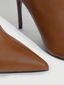 CUCCOO SZL Botas de tacón de aguja con punta de rhinestone y pliegues sobre la rodilla, adecuadas para citas y fiestas - Marrón - Ver 5