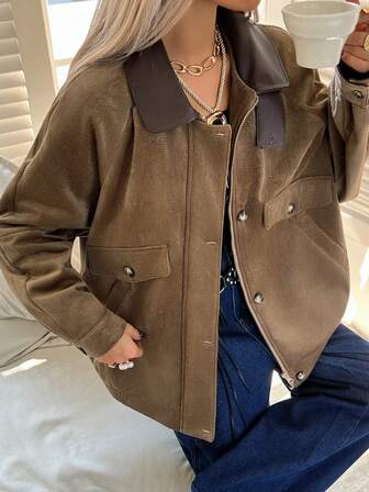 DAZY Damen Wendekragen Kontrast Farbe Wildlederimitat Locker Lässig Jacke