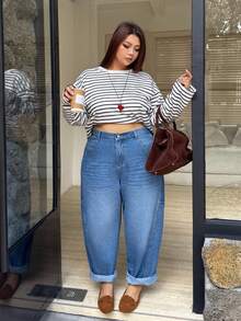 SHEIN CURVE+ 大码女式高腰口袋宽松锥形休闲牛仔裤，圣诞牛仔，圣诞节，新年，新年，大码牛仔裤，曲线修身牛仔裤，超大牛仔裤，松紧腰牛仔裤，宽松牛仔裤，锥形牛仔裤，9/10长度牛仔裤，卷边牛仔裤，多口袋牛仔裤，宽松牛仔裤，高腰大码牛仔裤，圣诞牛仔，冬季休闲牛仔裤，假日旅行牛仔裤，舒适大码裤装，节日牛仔裤，日常曲线牛仔裤，休闲通勤牛仔裤，户外风格牛仔裤，轻松牛仔裤，极简牛仔裤，法式休闲大码裤装，低调奢华牛仔裤，日常舒适牛仔裤，大码日常牛仔裤，曲线休闲牛仔裤，大码工作裤，妈妈牛仔裤，适合曲线身材的牛仔裤，曲线友好牛仔裤，舒适大码牛仔裤，大码锥形卷边牛仔裤，高弹宽松版型，适合身材丰满的女性，休闲复古风牛仔裤，尺码 8XL - 藍色 - 查看 7