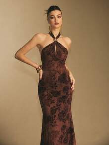 Poéselle 女式花卉印花修身鱼尾下摆优雅挂脖中长连衣裙 - 棕色 - 查看 3