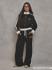 MUSERA 阔腿撞色印花标语运动裤，酷女孩街头风日常秋季学院风1997秋冬休闲装 - 黑與白 - 查看 1