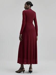 Ontre Đầm dài tay màu đỏ rượu vang trơn, ôm eo, xòe chân, kiểu dáng mới, thuộc bộ sưu tập Xuân/Hè 2026, thích hợp cho công sở, đi làm, dự tiệc thanh lịch hoặc dự tiệc ngày Valentine. - Màu Đỏ Sâu - Xem 3