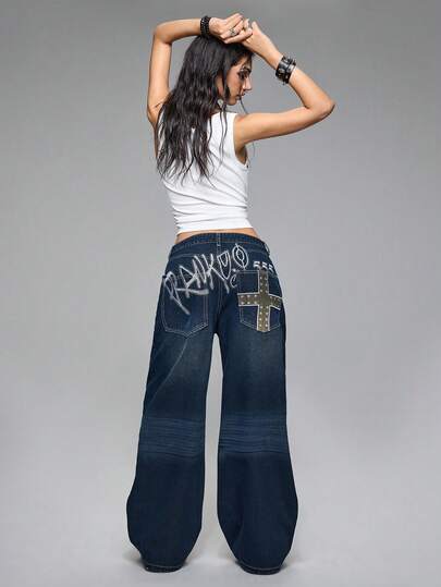 Grunge Punk Jeans de mujer con ajuste holgado, cintura súper baja y pierna ancha, con bordado de letras y cruces en estilo Y2K chic y desgastado