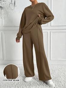 SHEIN Tall 女士两件套极简主义街头运动服，圆领上衣和阔腿运动裤套装，2025 秋季新品，两件套超大宽松纯色圆领运动衫和运动裤套装，男女通用休闲高街运动服，2025 春秋季 - 卡其色 - 查看 1