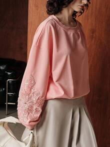 Uhlyne 女式花卉串珠亮片装饰宽松圆领长袖运动衫，秋冬 - 粉色 - 查看 1