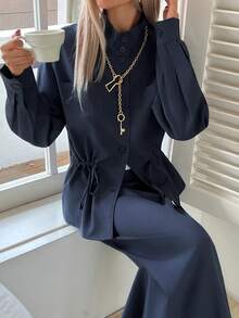 Livesso Conjunto de 2 piezas de chaqueta/camisa informal con bolsillos grandes y cintura con cordón, y falda recta para mujer, estilo de moda casual de calle para el otoño