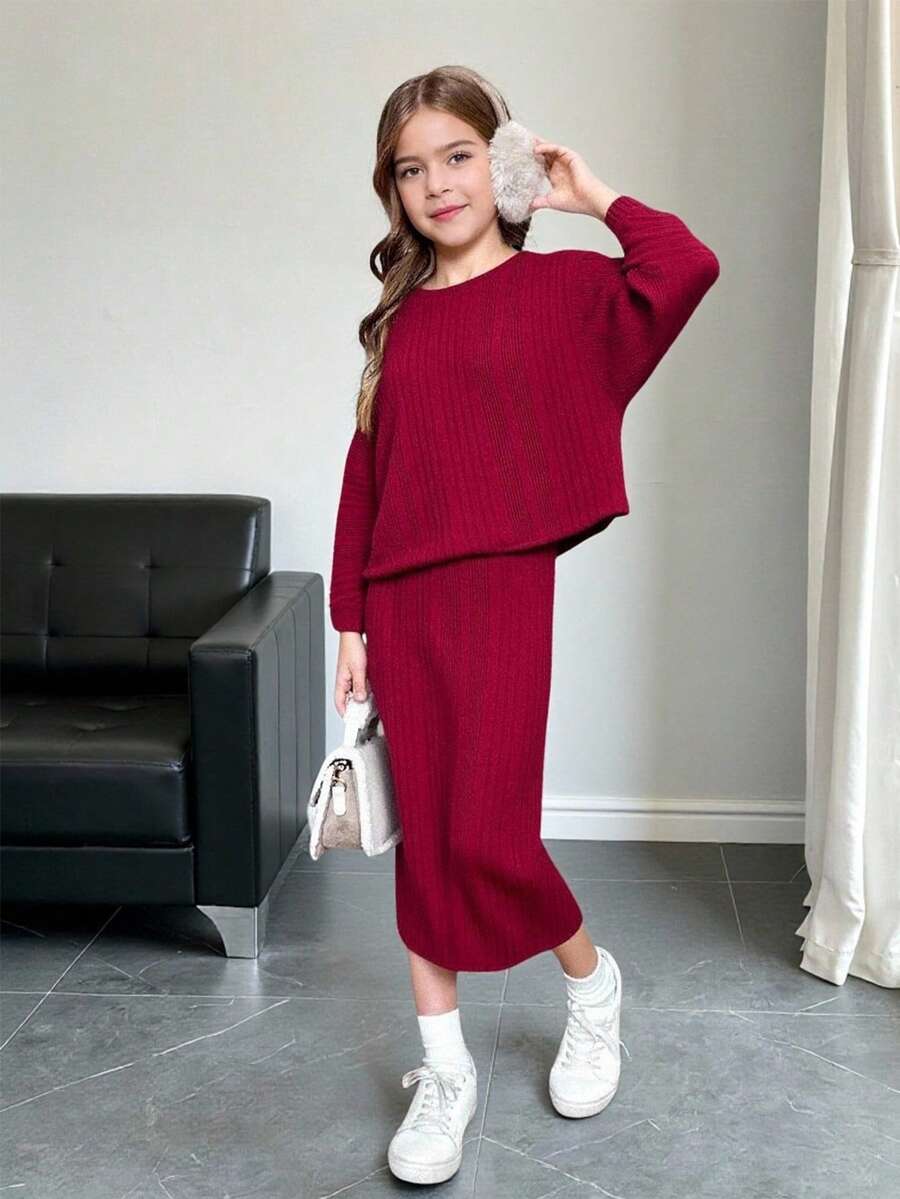 SHEIN 2 件套青少年女孩蝙蝠袖针织红色罗纹短款上衣和中长裙,休闲日常穿着,适合秋冬季、休闲场合、新年装、圣诞节服装 - 紅色 - 查看 1