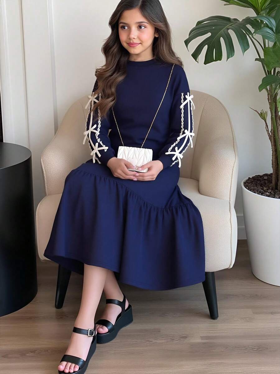 Lässiger Schul-Stil für Tween Mädchen, locker geschnittenes Sweatshirt-Kleid mit Spitzenbesatz, Schleifenapplikation, Patchwork und Rüschensaum, thermisch gefüttert, marineblau, Herbst-Winter-Kleidung für Frauen, Marineblau Tween Mädchen Kleid, Marineblau Tween Mädchen Langarm-Kleid - marineblau - Übersicht 1