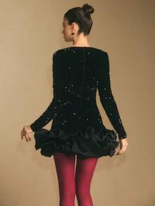 Poéselle Women's Dress Black Sequin Bubble-Hem Mini Dress – Long-Sleeve Statement Party & NYE Cocktail Outfit Black Sequin Dress Bubble Hem Dress Long Sleeve Cocktail Dress Statement Mini Dress Holiday Party Outfit NYE Dress Women's Solid Color Round Neck Long Sleeve Sequin Ruffle Hem Elegant Mini Dress Winter Dress Women Winter Clothes For Women Fall/Winter Christmas Party Dress Christmas Outfit For Women New Year Dress Elegant Dresses For Women Sequin Dress Black Dress